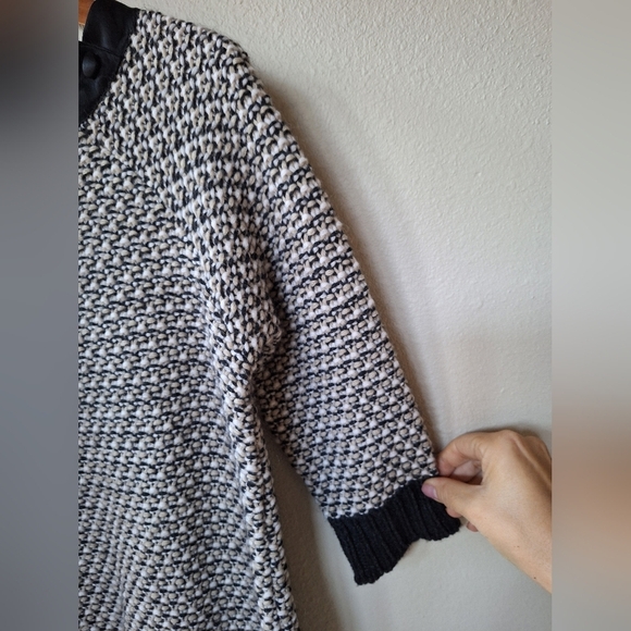 Baroni Made in Italy Womens Wool Blend 3/4 Length Sleeve Knit Sweater Size M - Picture 3 of 7